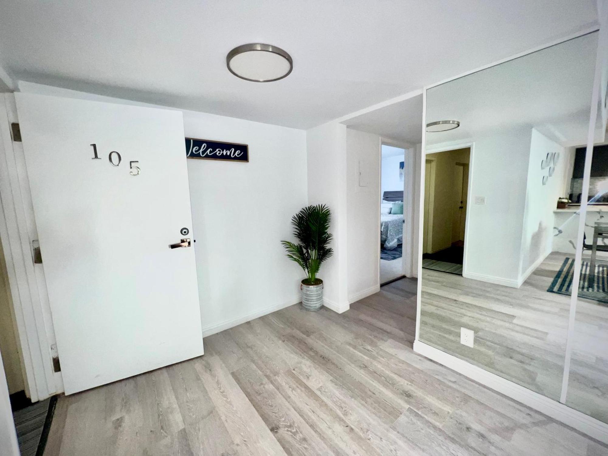 Amazing Large 2 Bedroom West Hollywood Apartment Лос-Анджелес Экстерьер фото